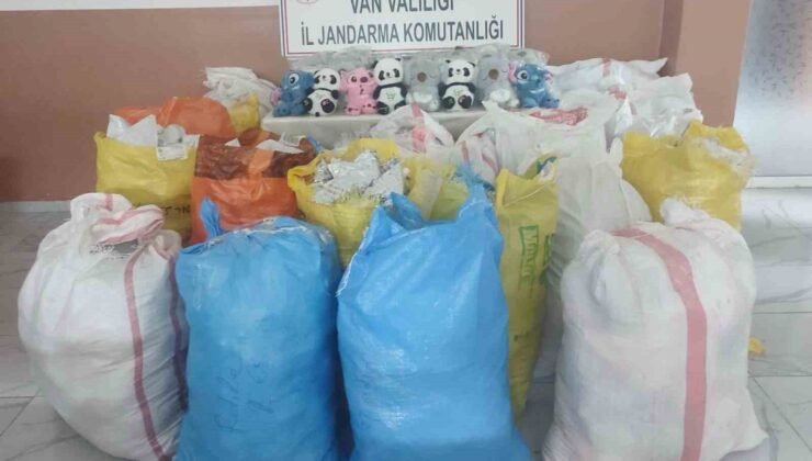 Van’da 3.4 milyon TL değerinde kaçak eşya ele geçirildi