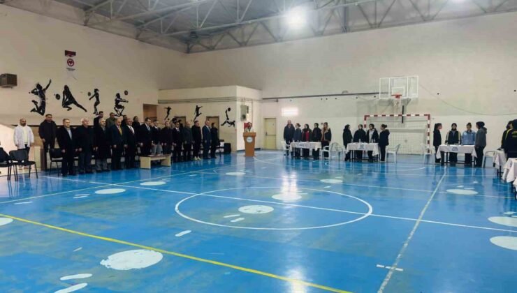 Vezirköprü’de liseler arası bilgi yarışması yapıldı