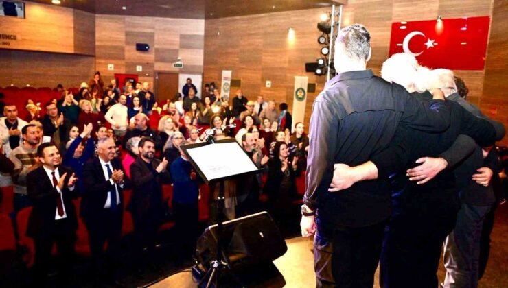 Yaşar Kemal Manisa’da anıldı