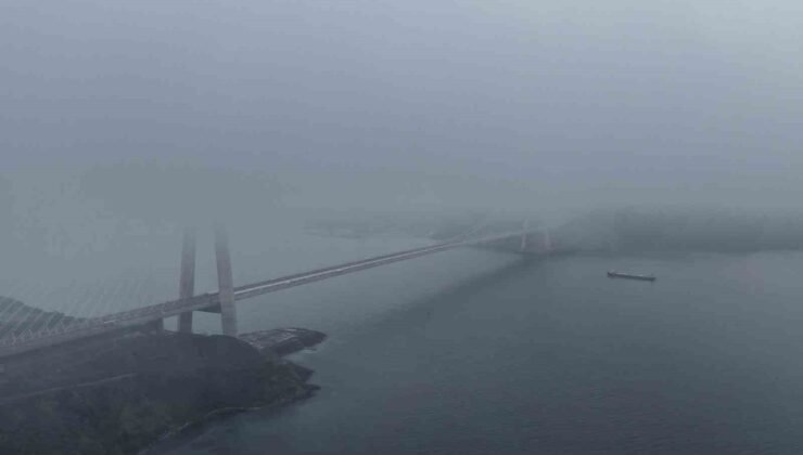 Yavuz Sultan Selim Köprüsü’nde etkili olan sis havadan görüntülendi