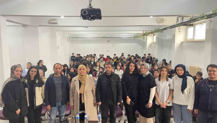 Yazar Naşide Can, Çermik Fen Lisesinde konferans verdi