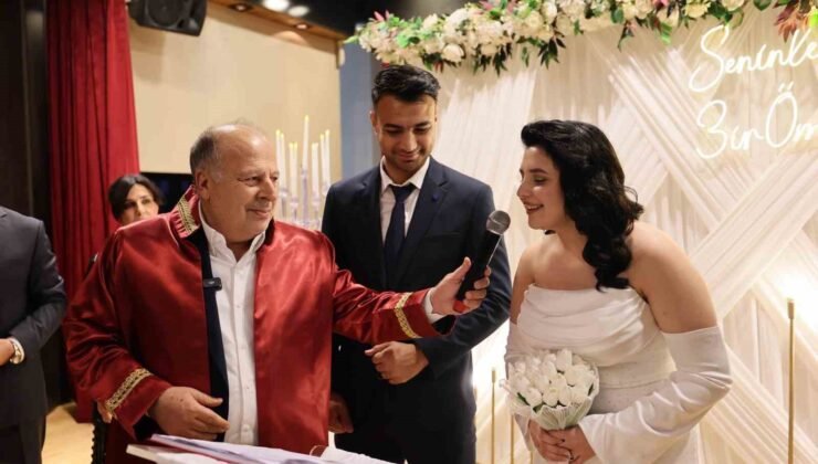 Yüreğir Belediyesi’nden 14 Şubat’a özel toplu nikah töreni