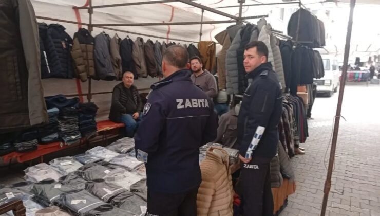 Zabıta ekiplerinden semt pazarında sağanak uyarısı