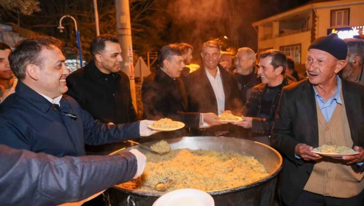 700 yıldır sürdürülen ’Kadir pilavı’ geleneği bu yıl da devam etti