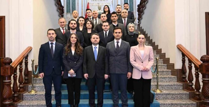 Adalet Bakanı Gürlek, gazetecilerle bayramlaştı