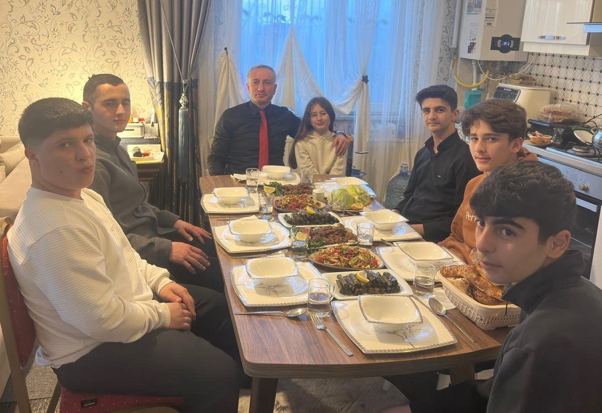 Ağrı Milli Eğitim Müdürü Kökrek’ten öğrencilere iftar