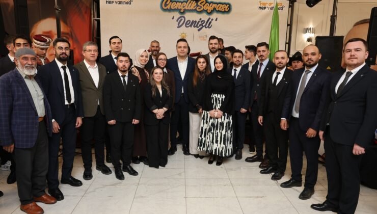 AK Parti Gençlik Kolları Genel Başkanı İbiş Denizli’de gençlerle iftarda buluştu