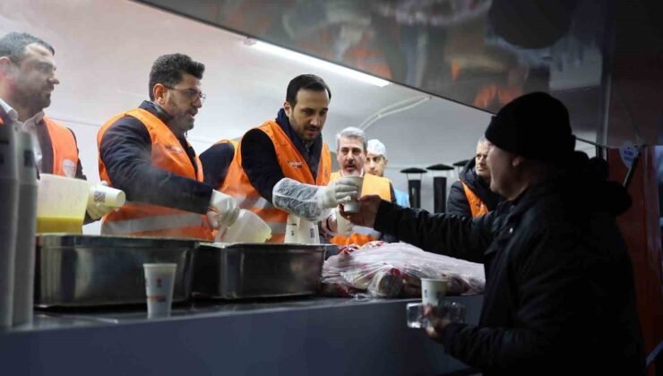 AK Parti İstanbul’dan her gün on binlerce kişiye çorba ikramı