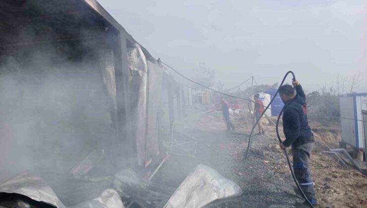 Alacağını alamayan imalatçı konteyneri ateşe verdi