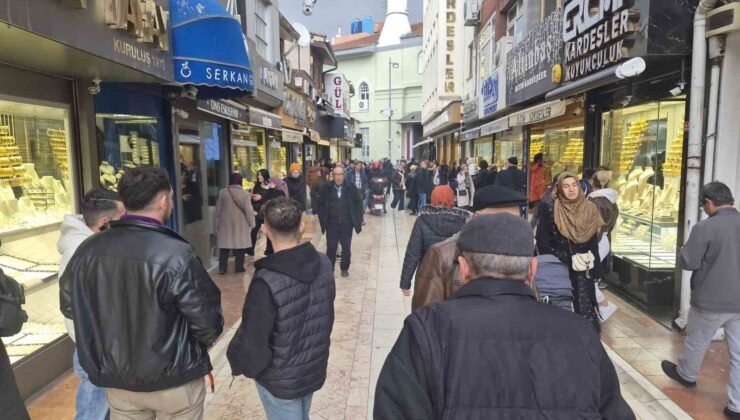 Altına rağbet devam ediyor