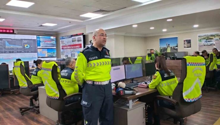 Ankara’da jandarmadan bayram öncesi helikopterli trafik denetimi