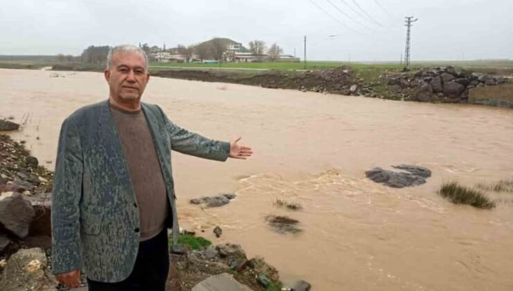 Araban’da sağanak yağış etkili oluyor