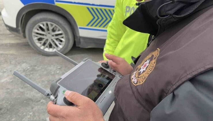 Arnavutköy’de drone destekli trafik denetimi: Hatalı sollama yapma ve ehliyetsiz araç kullanımına toplamda 96 bin 314 TL ceza