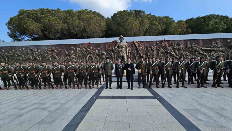 Atatürk’ün taarruzu değil ölmeyi emrettiği “57. Alay” yeniden kuruldu