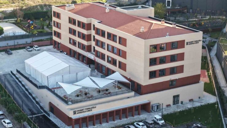 Bağcılar’da eğitime büyük yatırım: Aynı anda 7 yeni okulun inşaatı devam ediyor