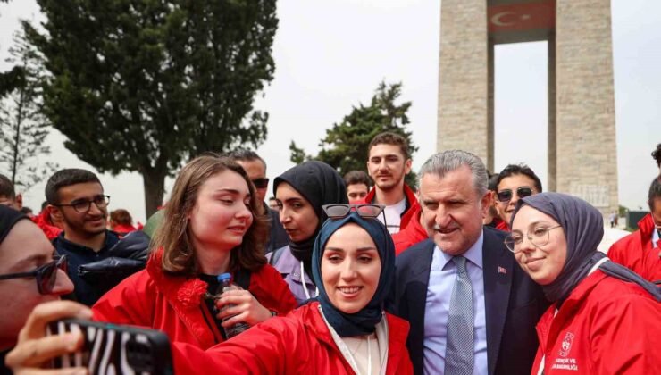 Bakan Bak: “Kadın sporcularımızla gurur duyuyoruz”