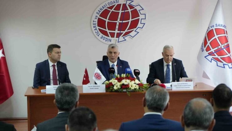 Bakan Bolat: “Kuzey ve güneyimizde mini dünya savaşı var. Türkiye bunlardan kendini korumayı başardı”