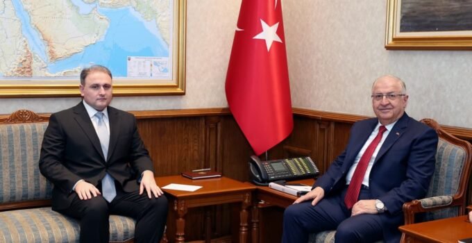 Bakan Güler, Azerbaycan Savunma Sanayii Bakanı Mustafayev ile görüştü