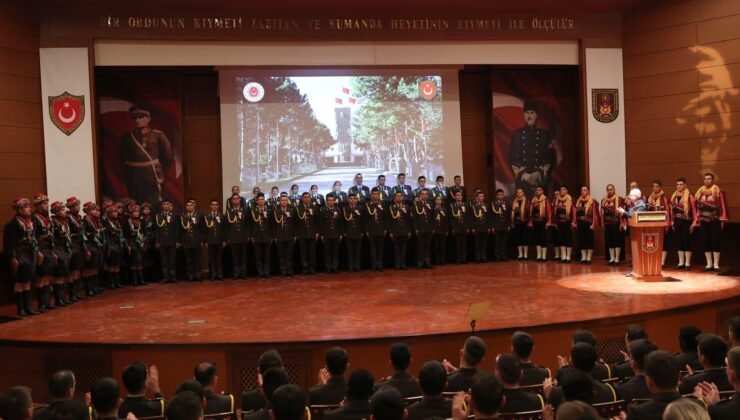 Bakan Güler: “Çevremizdeki bu ateş çemberine rağmen ülkemiz istikrar adası olma vasfını sürdürüyor”