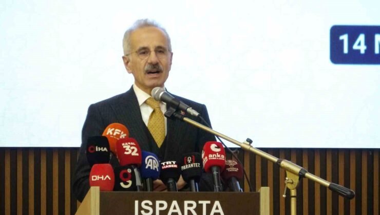 Bakan Uraloğlu: “Hürmüz Boğazı’nda Türk bayraklı gemiler için ISPS Güvenlik Seviyesi 3’e çıkardık, karayolu taşımacılarımıza güvenli güzergahlar sağladık”