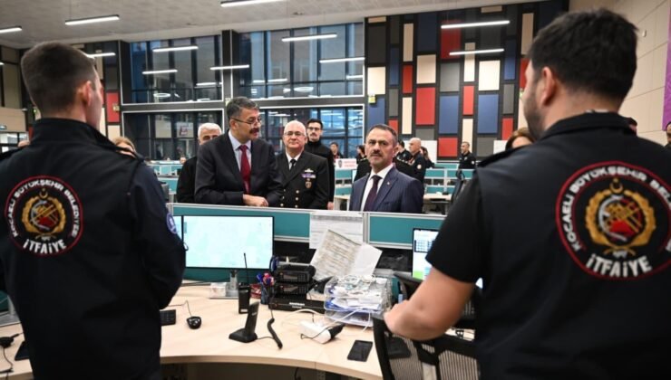 Bakan Yardımcısı Çelik’ten bayramda görev başındaki personele ziyaret