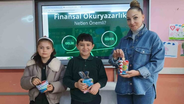 Balıkesir’de öğrencilere ilk ders “Finansal Okuryazarlık”
