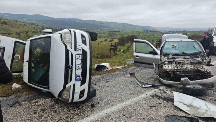 Balıkesir’de trafik kazası: 5 yaralı