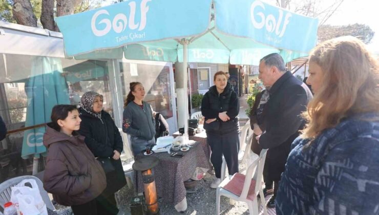 Başkan Balaban Mesir Mahallesi esnafıyla buluştu