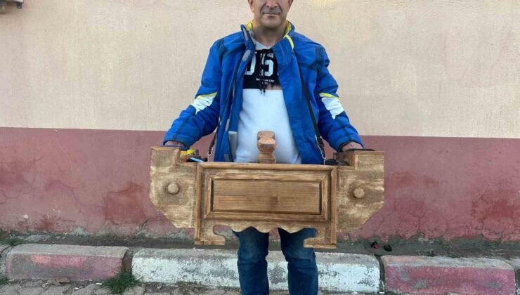 Başkan Başdeğirmen, kırılan boya sandığı yerine yenisi isteyen boyacıyı kırmadı