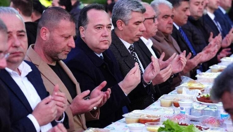 Başkan Dutlulu, Soma Termik Santrali işçilerini iftarda ağırladı