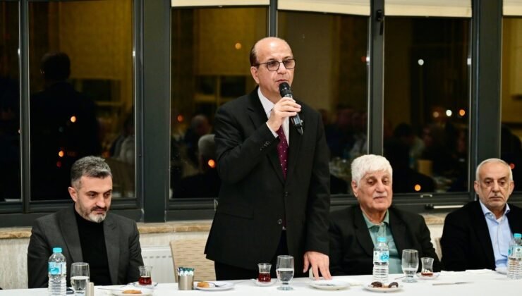 Başkan Geçit, belediye meclis üyeleriyle ‘vefa’ iftarında buluştu