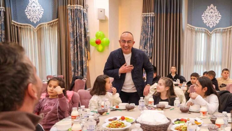 Başkan Kavuş, çocukların ilk oruç ve ilk iftar heyecanını paylaştı