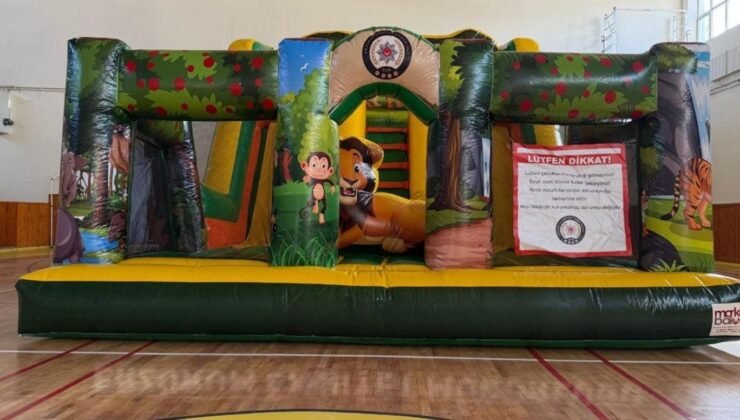Bayburt’ta çocuklar için kurulan ’Balon Park’ oyun alanı 4 gün boyunca açık olacak