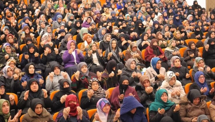 Bayburt’ta kadınlara yönelik Kadir Gecesi programı düzenlendi