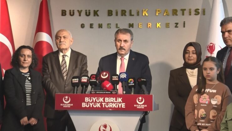 BBP Genel Başkanı Destici, partililer ve vatandaşlar ile bayramlaştı