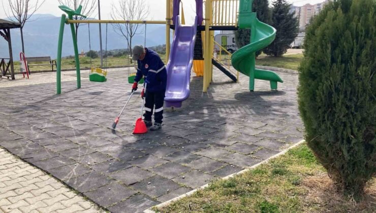 Bilecik Belediyesi’nden bayramda yoğun mesai