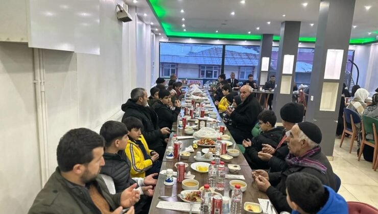 Bingöl’de çocuklar ve aileleri için iftar programı düzenlendi