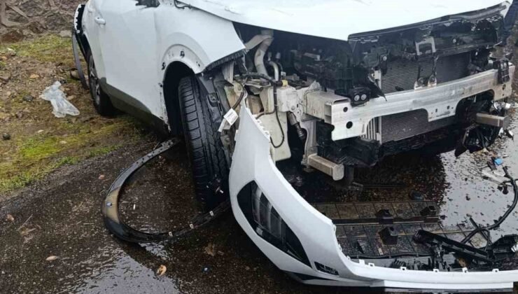 Bingöl’de kaza: 4 yaralı