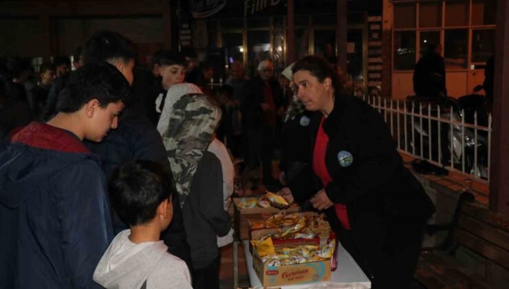 Bozdoğan Belediyesi’nden Kadir Gecesi’nde vatandaşlara ikram