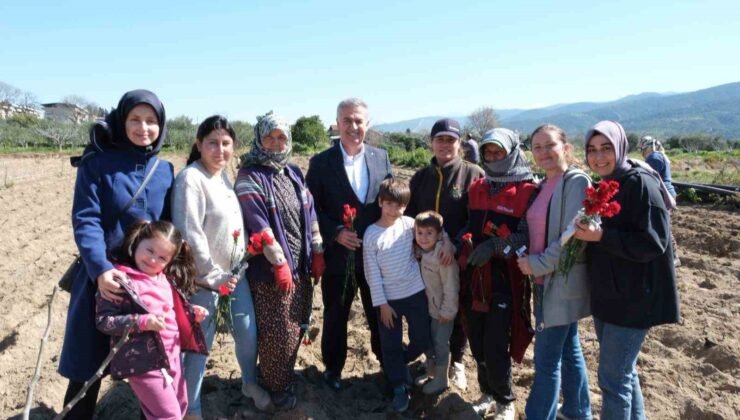 Buharkent’te 8 Mart’ta kadınlar unutulmadı