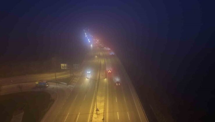 Bursa’da sis: Mudanya yolunda görüş mesafesi düştü