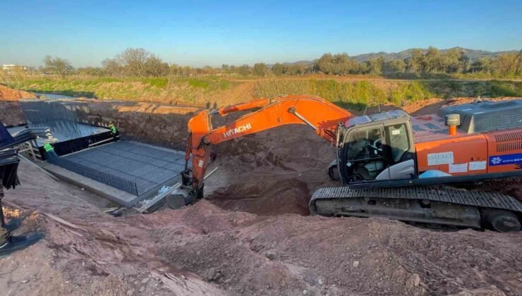 Büyükşehir’den 17 ilçede eş zamanlı ulaşım altyapısı çalışması