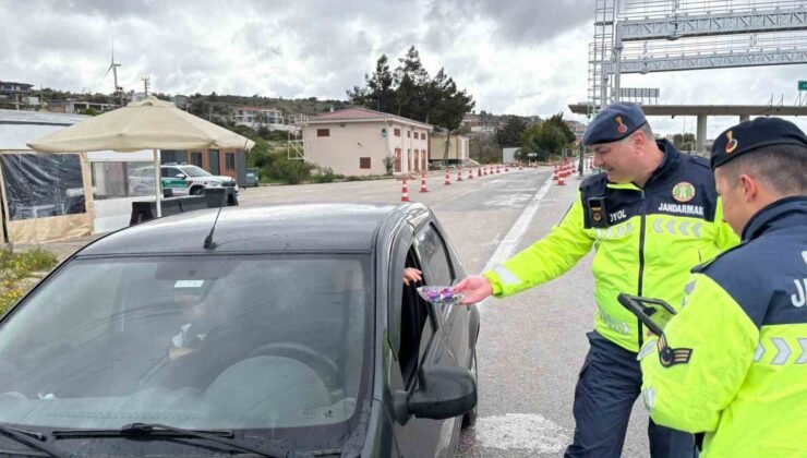 Çeşme’de jandarmadan anlamlı bayram jesti