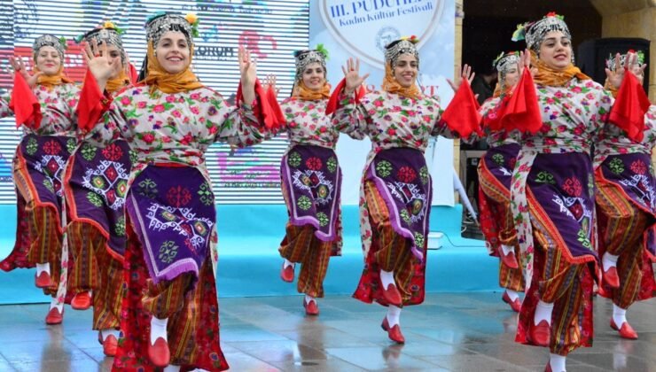 Çorum’da 3. Puduhepa Kadın Kültür Festivali başladı