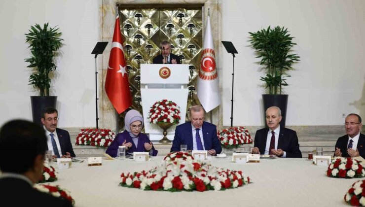 Cumhurbaşkanı Erdoğan: “Biz bölgemizi ve insanlığı ilgilendiren meselelerde asla tarafsız değiliz”