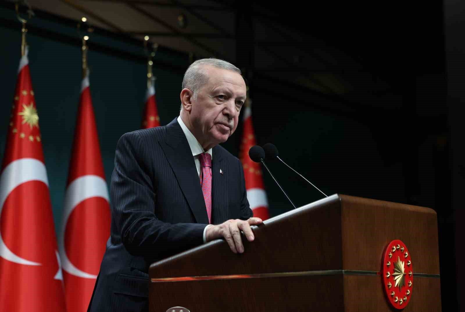 Cumhurbaşkanı Erdoğan: “(İran’ın Türkiye’yi hedef alan füzeleri) Türkiye’nin dostluğunu zora sokacak son derece yanlış ve provakatif adımlar atılmaya devam ediliyor”