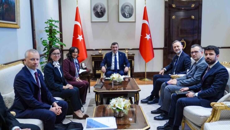 Cumhurbaşkanı Yardımcısı Yılmaz, Kanada Dışişleri Bakanı Anand’ı kabul etti