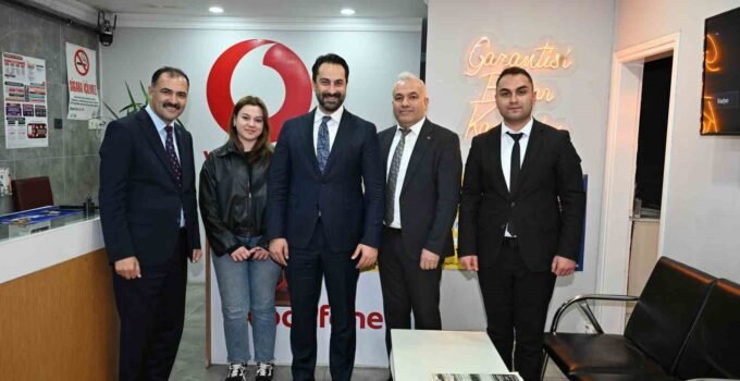 Demirci’de 5 bin kişilik iftar sofrası kuruldu