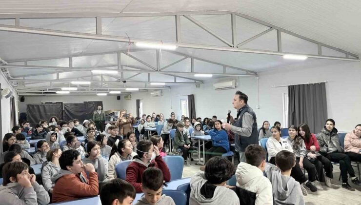 Denizli’de 890 öğrenci ve öğretmene siber güvenlik eğitimi verildi