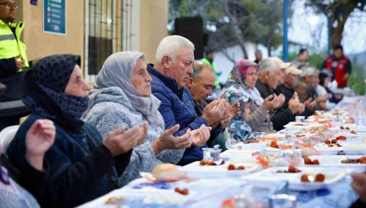Didim Belediyesi Batıköy’de iftar sofrası kurdu